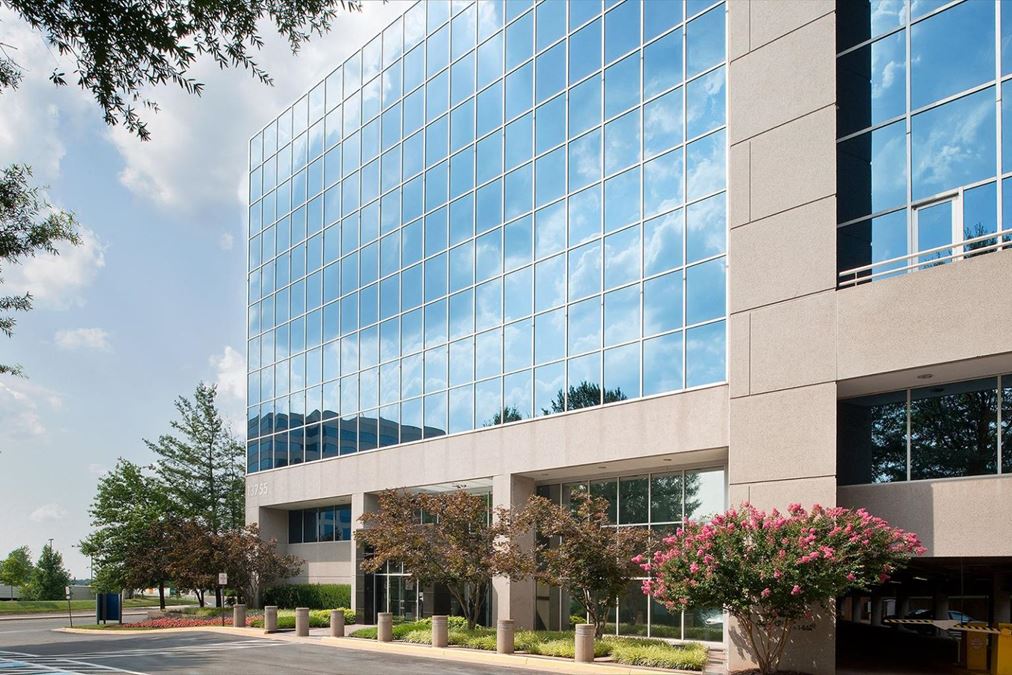 13755 Sunrise Valley Drive, Herndon, VA 20171 | CommercialCafe.com